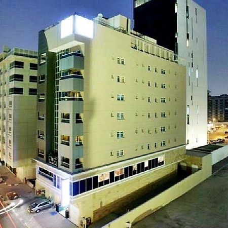 Richmond Greens Hotel Dubai Eksteriør billede