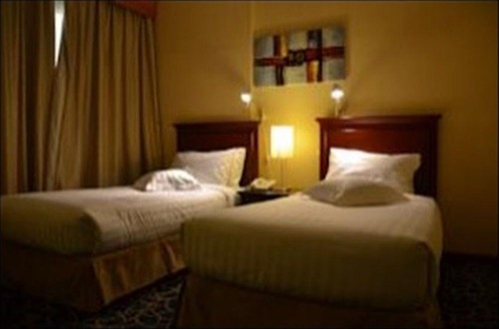 Richmond Greens Hotel Dubai Eksteriør billede